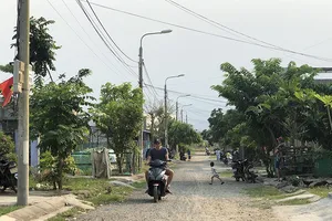 Đường chờ lún gần 10 năm chưa làm xong