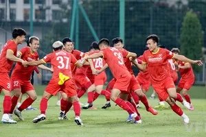 Không thể chen chân ở hàng thủ tuyển VN