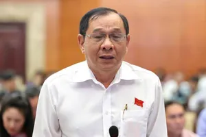 Ba lần tự ứng cử đều trúng cử đại biểu HĐND