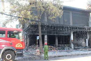 Đau lòng 6 người thiệt mạng trong đám cháy lúc rạng sáng