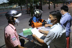 Nên có hành lang pháp lý để xử phạt về chống dịch