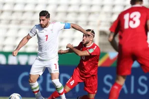 Đội bóng dẫn đầu dù “thở” bằng tiền trợ cấp của FIFA 