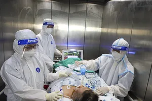 Thủ tướng: Quản lý nhóm nguy cơ cao, giảm ca tử vong