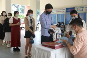 Sinh viên đã ra trường muốn tiếp tục tham gia BHYT, thủ tục thế nào?