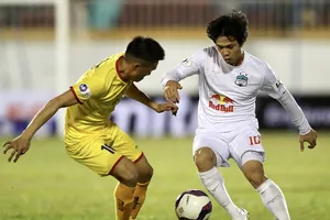 Đội bóng của bầu Đức vô địch V-League nổi không?