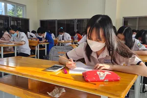 Sốt sắng tăng tiết cho học sinh cuối cấp