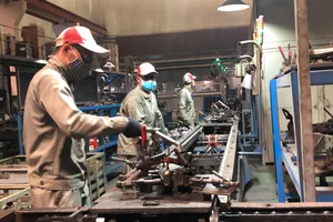 Tranh cãi về tăng lương tối thiểu vùng 