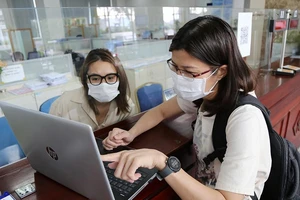 Sửa thuế thu nhập cá nhân: Phải trừ tiền học, trị bệnh, thuê nhà…