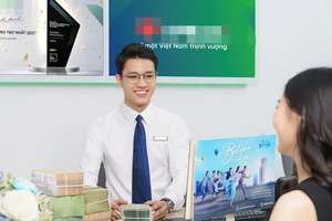 Ngân hàng thừa tiền, nhà kinh doanh khát vốn 