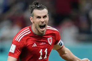 Iran tự biến mình thành kẻ lót đường 