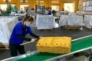 Không được 'giam' tiền hoàn thuế VAT của doanh nghiệp 