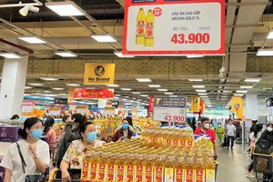 TP.HCM giảm giá hàng hóa để kích cầu mùa cuối năm 