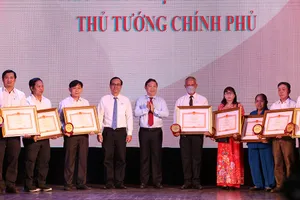 Những bà nội trợ đam mê hiến máu cứu người 