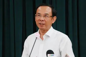 Bí thư TP.HCM: Cán bộ phải làm bằng lương tâm, trách nhiệm 