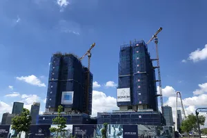 Giãn nợ gốc, giữ nhóm nợ: Cửa thoát hiểm cho chủ đầu tư 