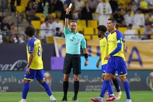 Đưa lương khủng chèo kéo Messi về đọ sức với Ronaldo 