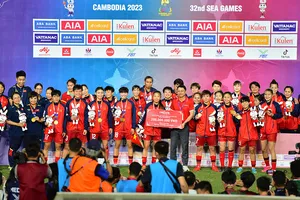 Vô địch SEA Games, tuyển nữ Việt Nam chia thưởng ra sao? 