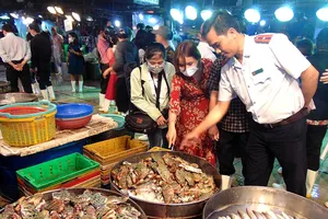 Nhiều ngành cùng quản, thực phẩm bẩn vẫn còn 