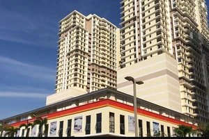 Hàng ngàn cư dân hơn 10 năm chưa được cấp sổ hồng