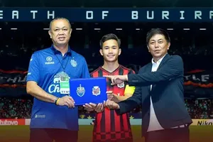 Công bố lương 2 tuyển thủ Thái Lan sang Nhật Bản đá J-League 1