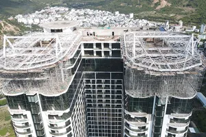 Bỏ tiền tỉ mua dự án 5 sao rồi phải đi kiện