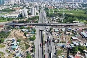 Những dự án ngàn tỉ vì sao chậm tiến độ?