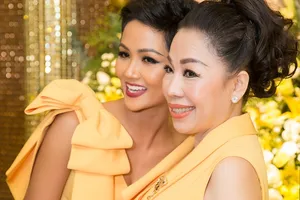 H'Hen Niê và người giúp cô “vịt hóa thiên nga” lộng lẫy