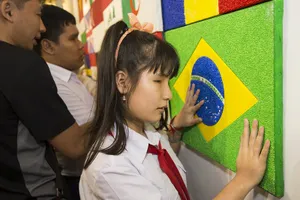 Kỳ lạ những bức tranh giúp người khiếm thị ngắm được