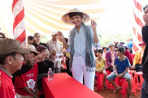 Người quê H'Hen Niê có khi không đủ tiền mua 3 viên thuốc