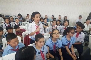 'Xin ý kiến trẻ, trẻ nói xong bị cô quát mắng'