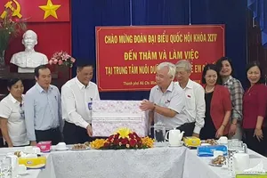 Trẻ đường phố vào trung tâm bảo trợ thường rất ngang bướng