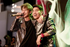 Jack và K-ICM tiếp tục xô đổ kỷ lục của Vpop