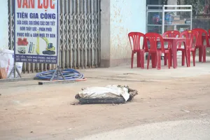 Đoạn đường 'dân đặt biển báo lạ' được sửa