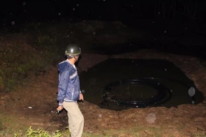 2 anh em ruột rơi hố công trình, em chết anh nguy kịch