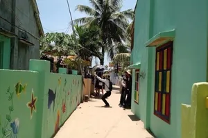 Dân 'cảnh báo' việc người Trung Quốc mua đất ở ven biển