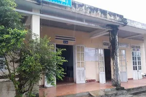 Chuyển làm chuyên viên 1 phó giám đốc bổ nhiệm sai