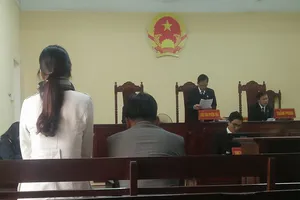 Bị đơn nói bánh có dòi, tòa tuyên không có cơ sở