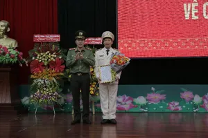 Trao quyết định bổ nhiệm tân giám đốc Công an Đắk Lắk