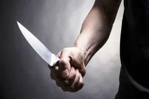 Cô giáo tiểu học bị chồng cũ chém gần đứt 2 bàn tay