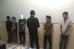 5 thanh niên thuê nhà nghỉ để chơi ma túy