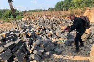 Gia Lai: Khai thác đá trái phép vẫn nộp thuế nhiều năm