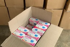 2.500 hộp khẩu trang không không rõ nguồn gốc trên ôtô