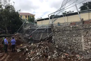 Sập bờ kè, 1 người bị đè tử vong