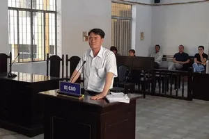 Hủy án vụ cựu chủ tịch xã cố ý làm trái