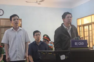 Cựu chủ tịch huyện tham ô bị phạt 15 năm tù