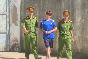 30 trinh sát truy bắt kẻ cướp xe ôm