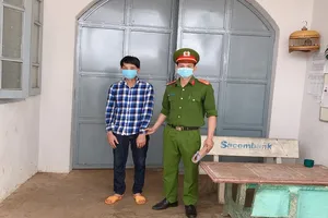 Bắt 1 người lợi dụng danh nghĩa báo chí cưỡng đoạt tiền chủ trại heo