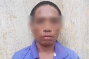 Nghi dùng rựa đánh vợ tử vong rồi khai báo gian dối