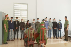 Phá đường dây đánh bạc tiền tỉ mỗi ngày ở Đắk Lắk