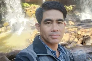 Nghi án con trai bắn cha rồi tự sát cùng người tình